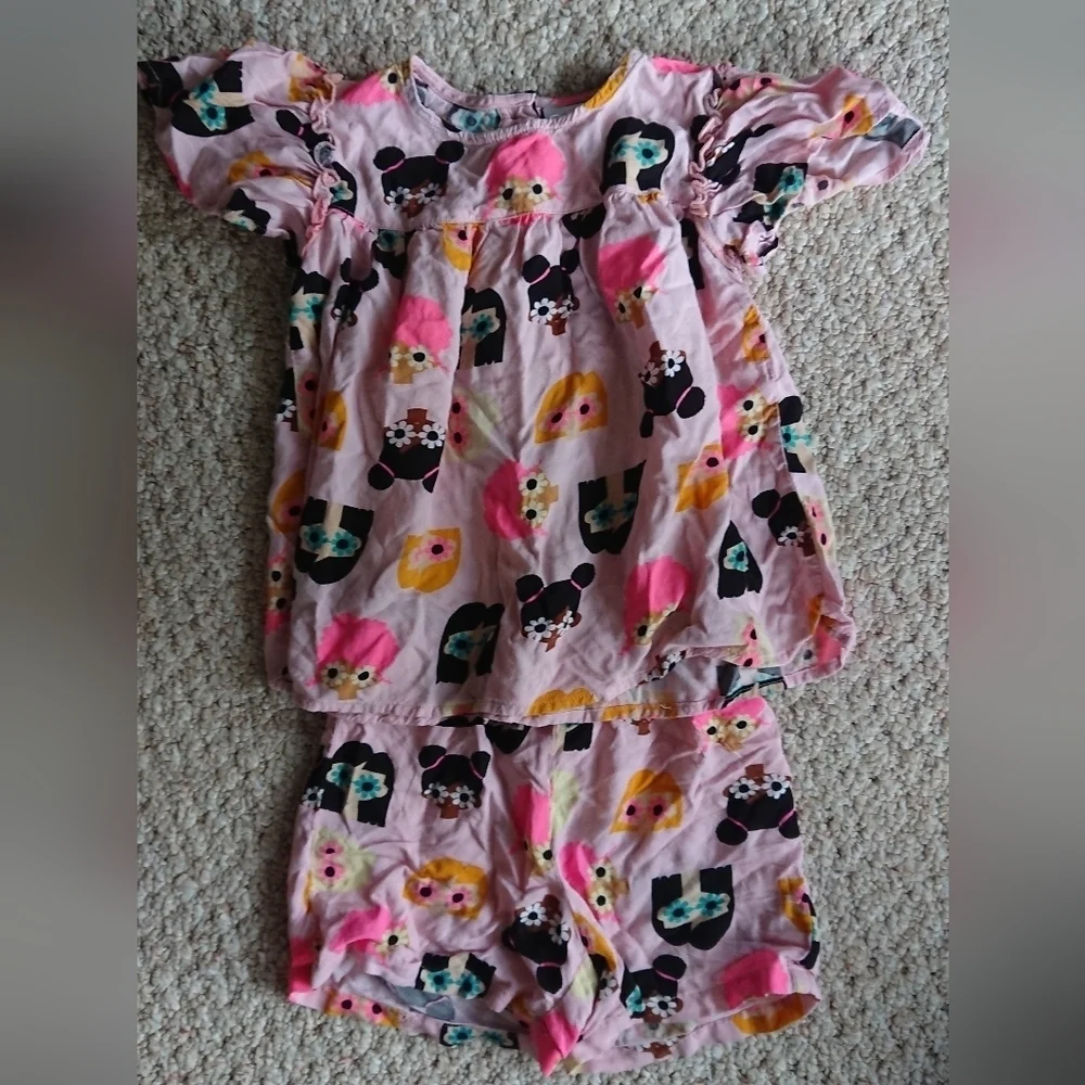 Okie Doki Adorable Pink top & shorts Set size 5T